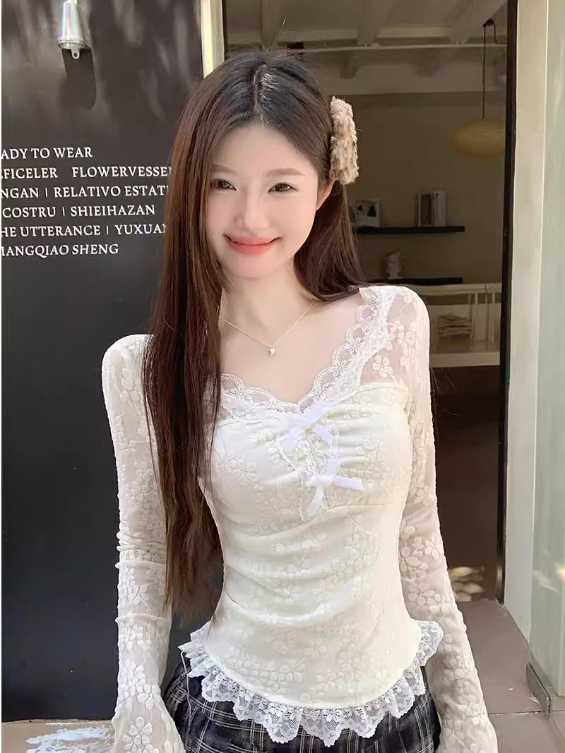 Pure Desire Lace Trim V-Neck T - Resin Vat ulasan dan harga